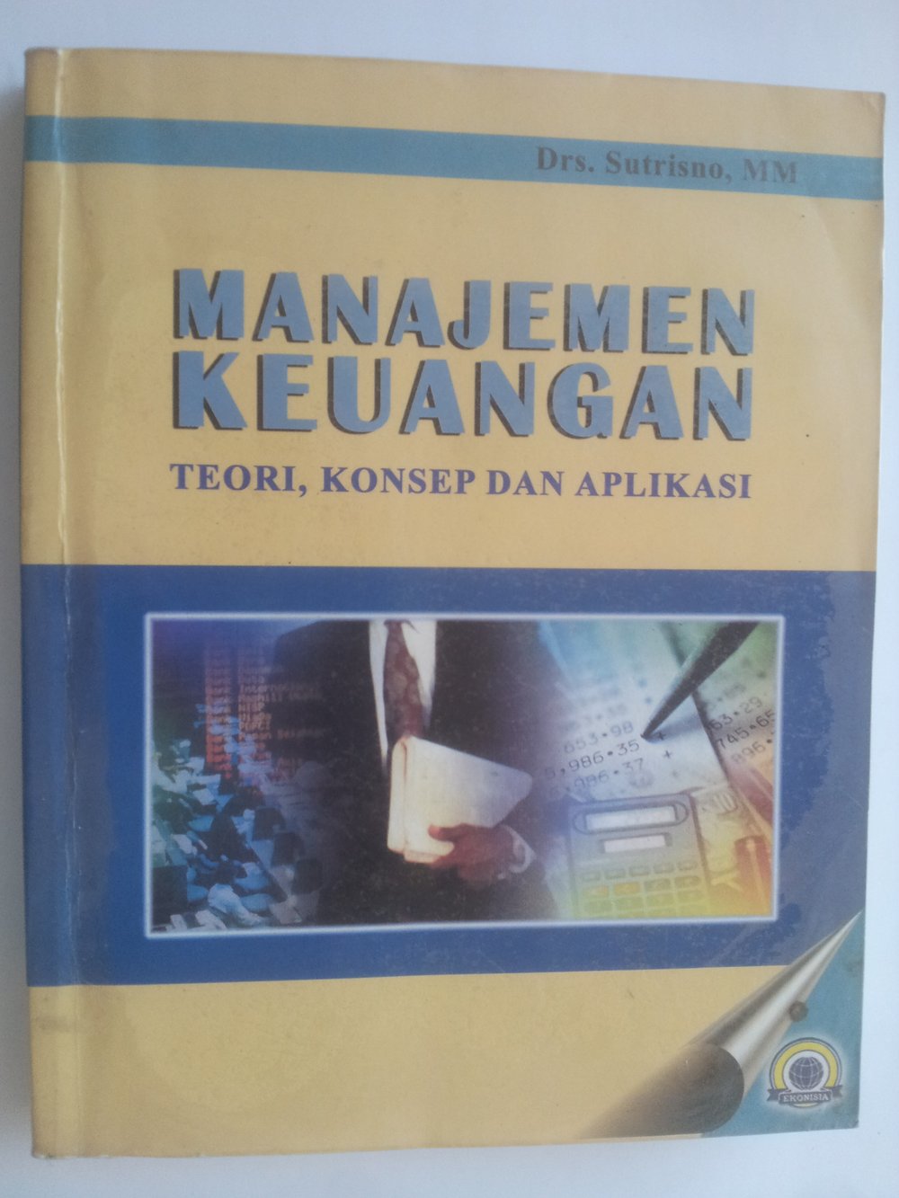 buku manajemen keuangan sutrisno